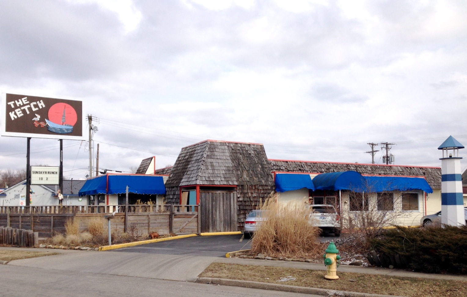 The Ketch - Seafood restaurant in Lexington, KY